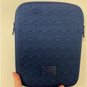Michael Kors ipad/tablet case